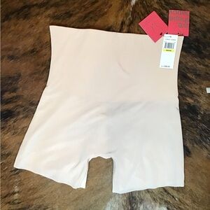 Yummy Tummy High-Waisted Cream Shapewear Shorts